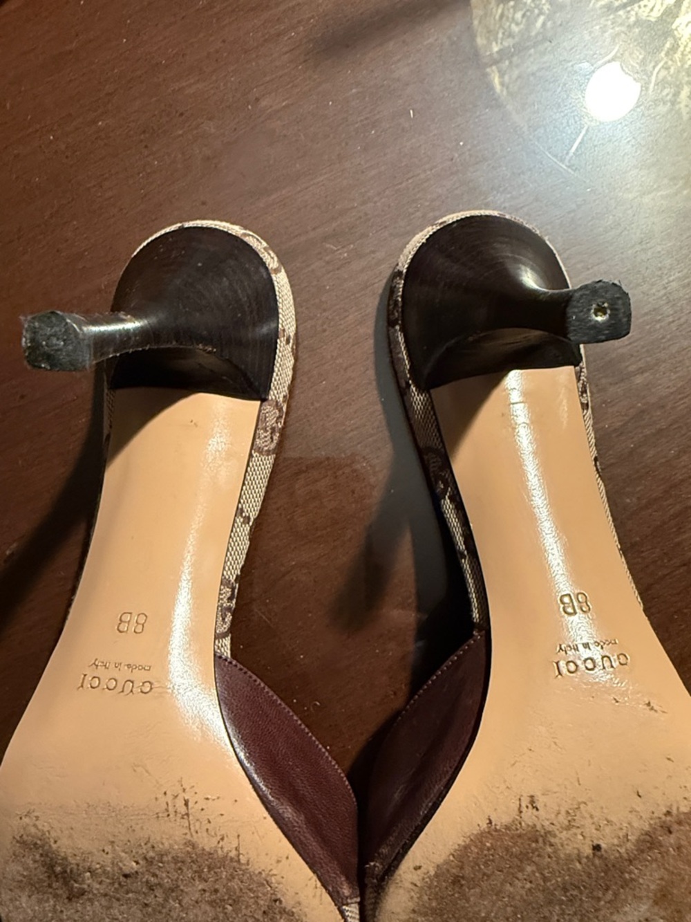 Gucci Brown GG Canvas Pointed Mules with Bow Trim - Picture 8 of 11